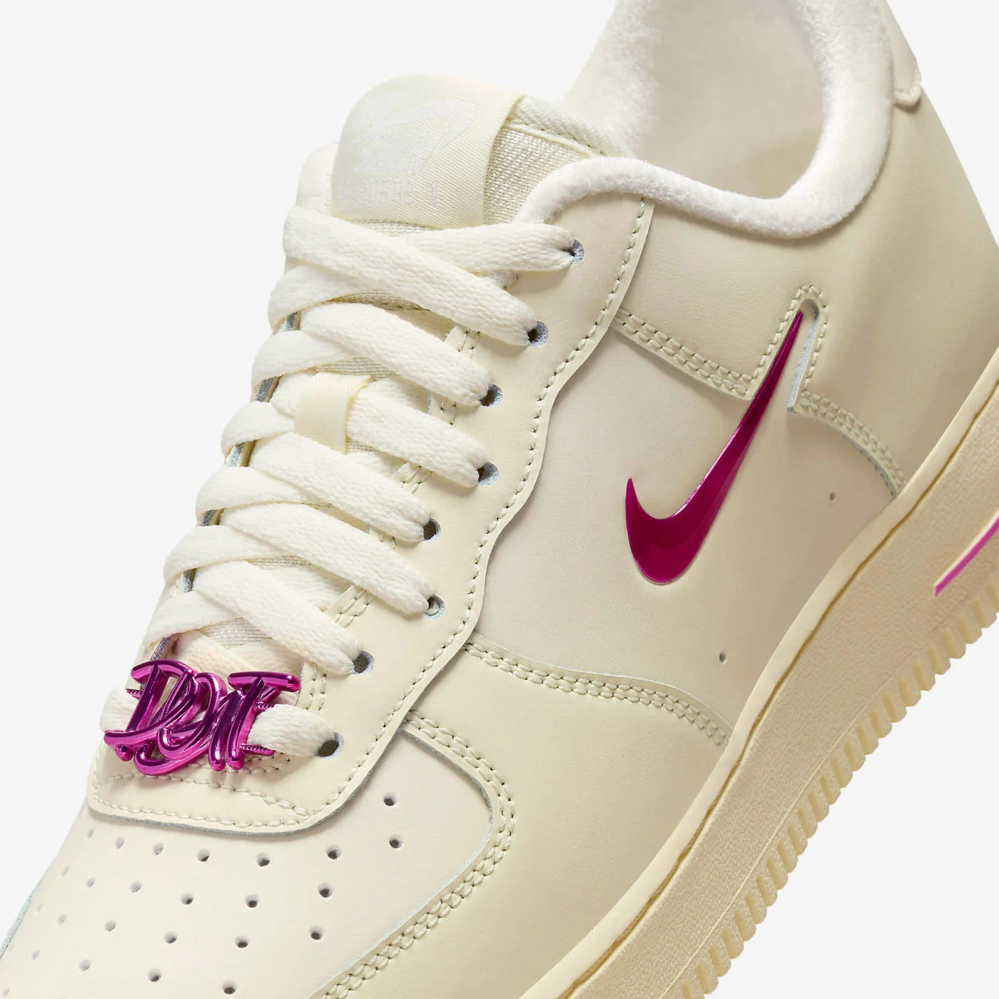 NIKE AIR FORCE ONE PLAYFUL PINK