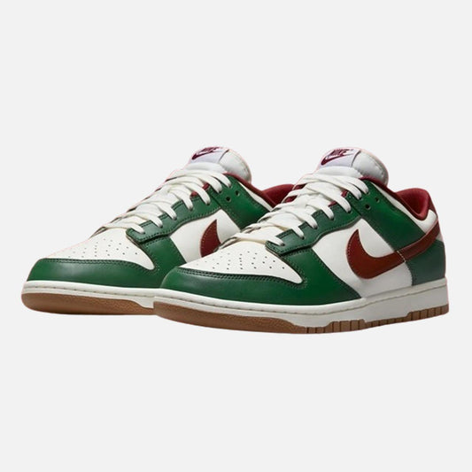 NIKE DUNK LOVE GEORGE GREEN AND TEAM RED