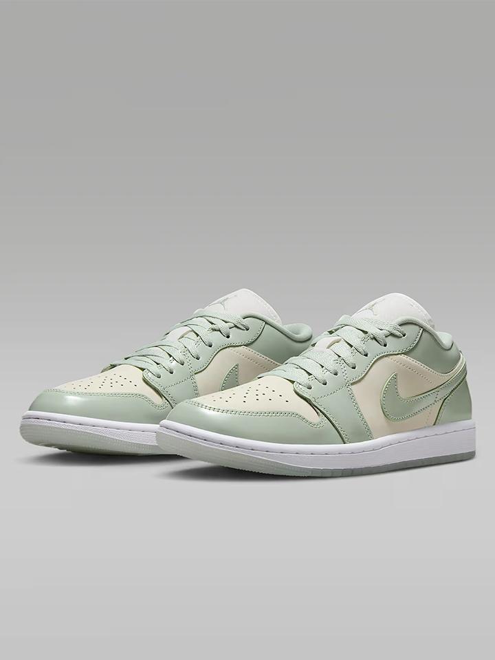 WMNS AIR JORDAN1 LOW SE PISTACHIO CREAM