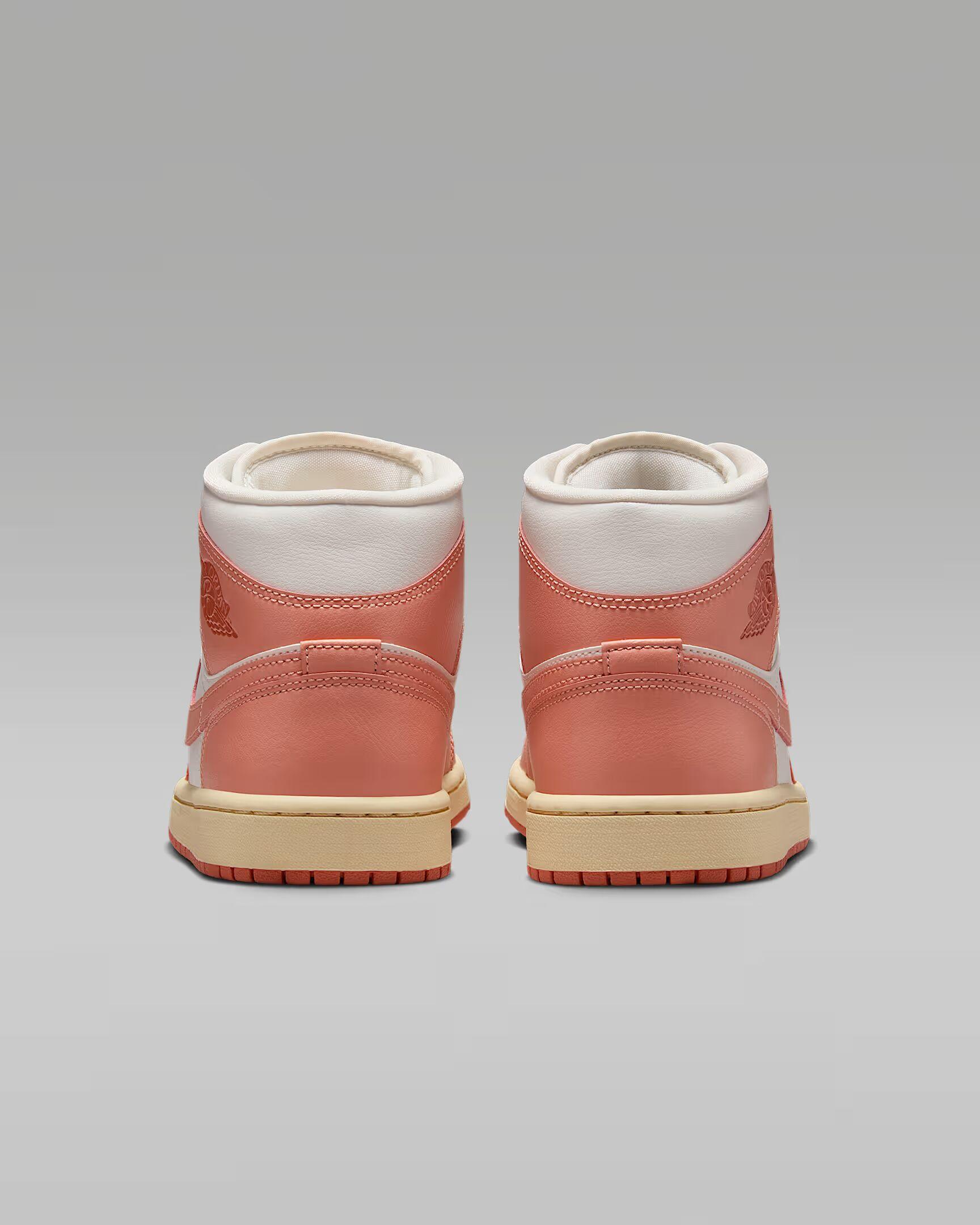 WMNS+AIR+JORDAN+1+MID (13)_converted