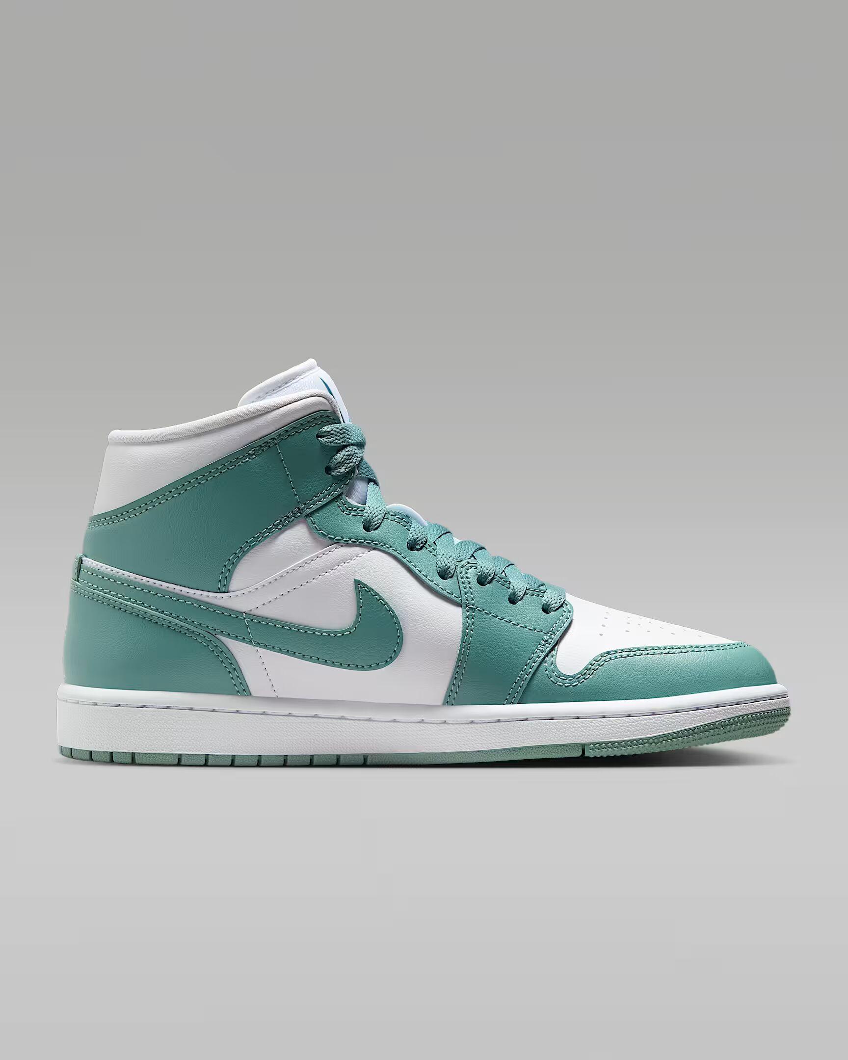 WMNS+AIR+JORDAN+1+MID (2)_converted
