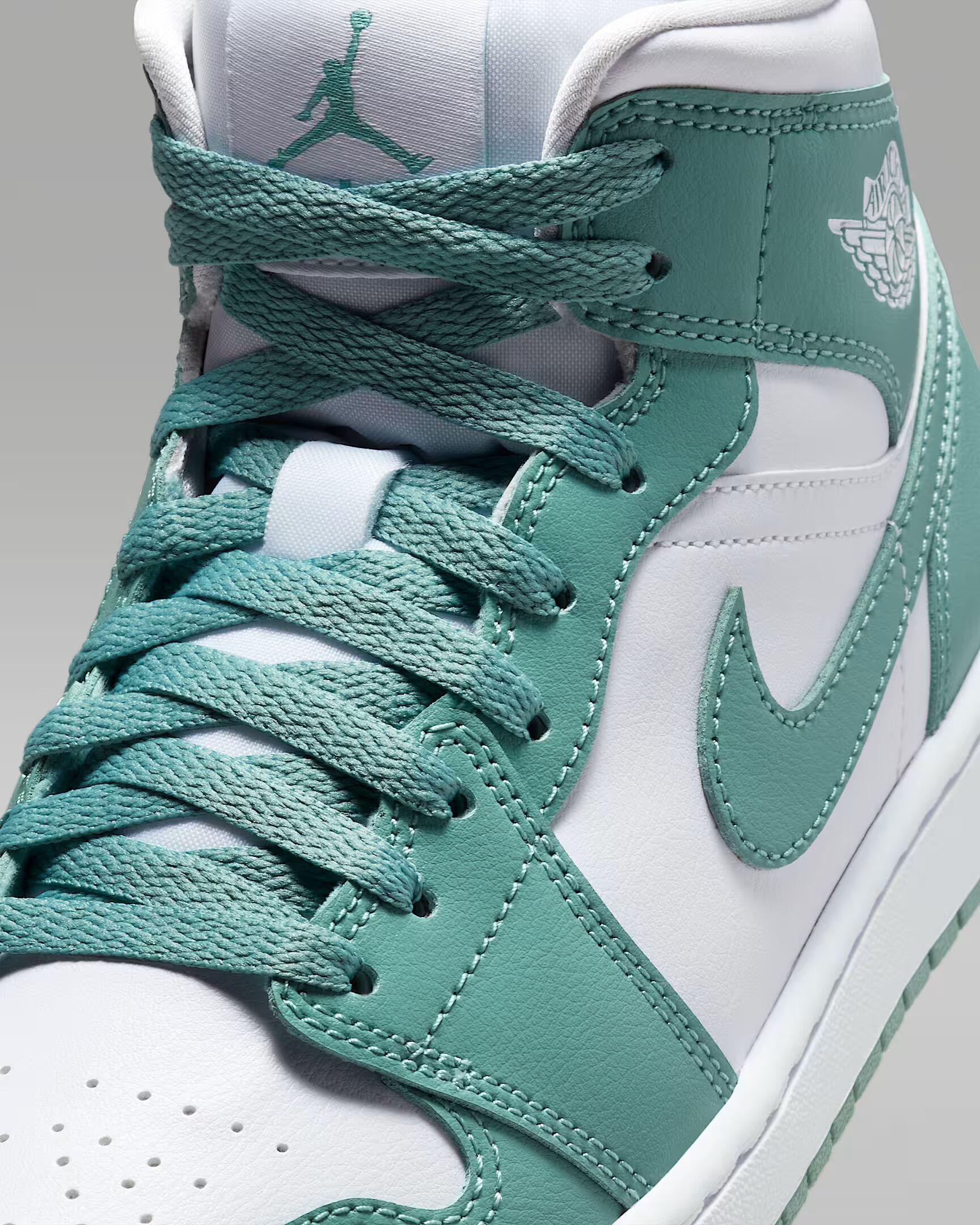 WMNS+AIR+JORDAN+1+MID (6)_converted