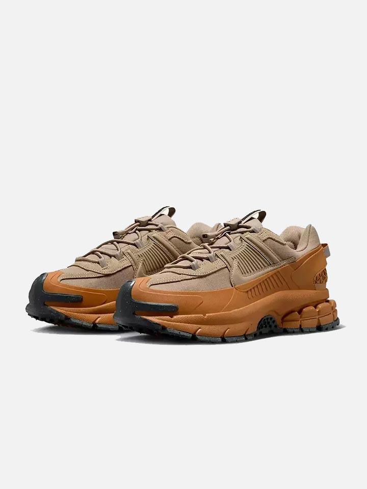 NIKE ZOOM VOMERO 5 ROAM FLAX