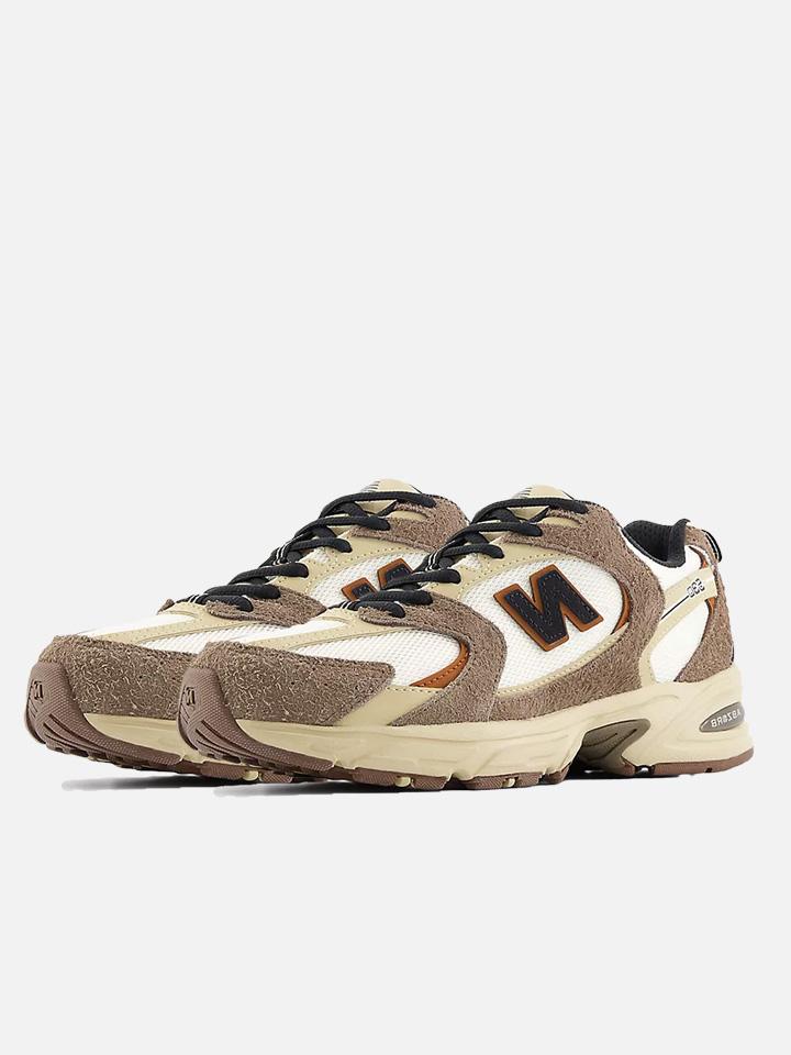 NEW BALANCE 2002R PROTECTION PACK LIGHT BEIGE