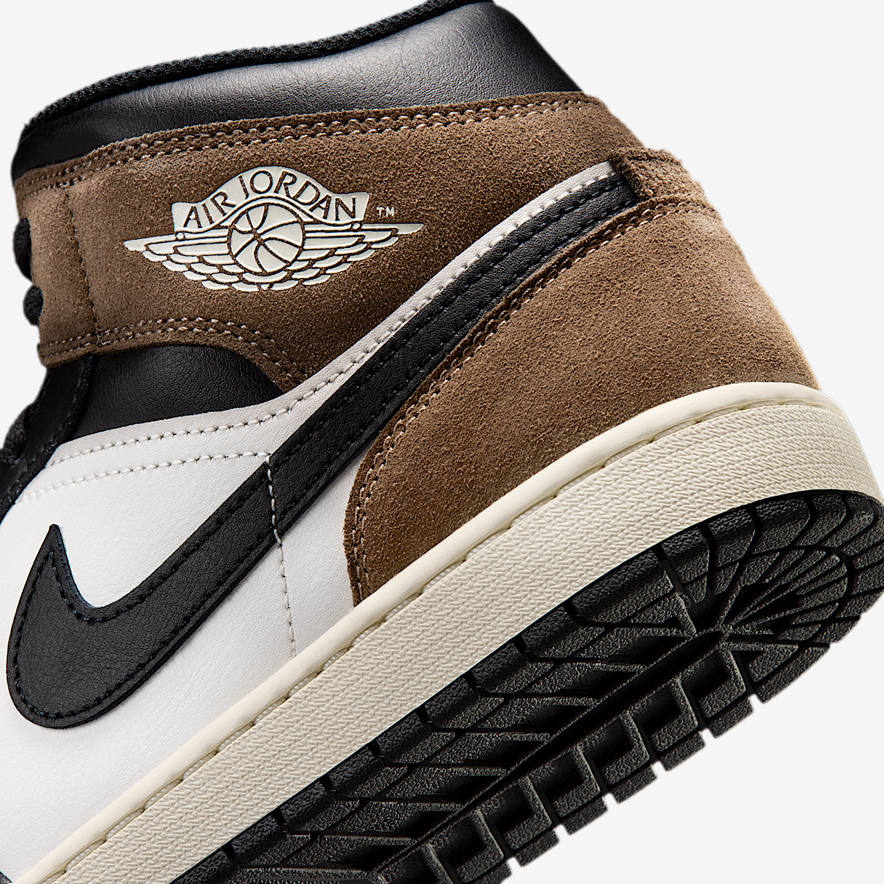 NIKE_DQ8426-007_08