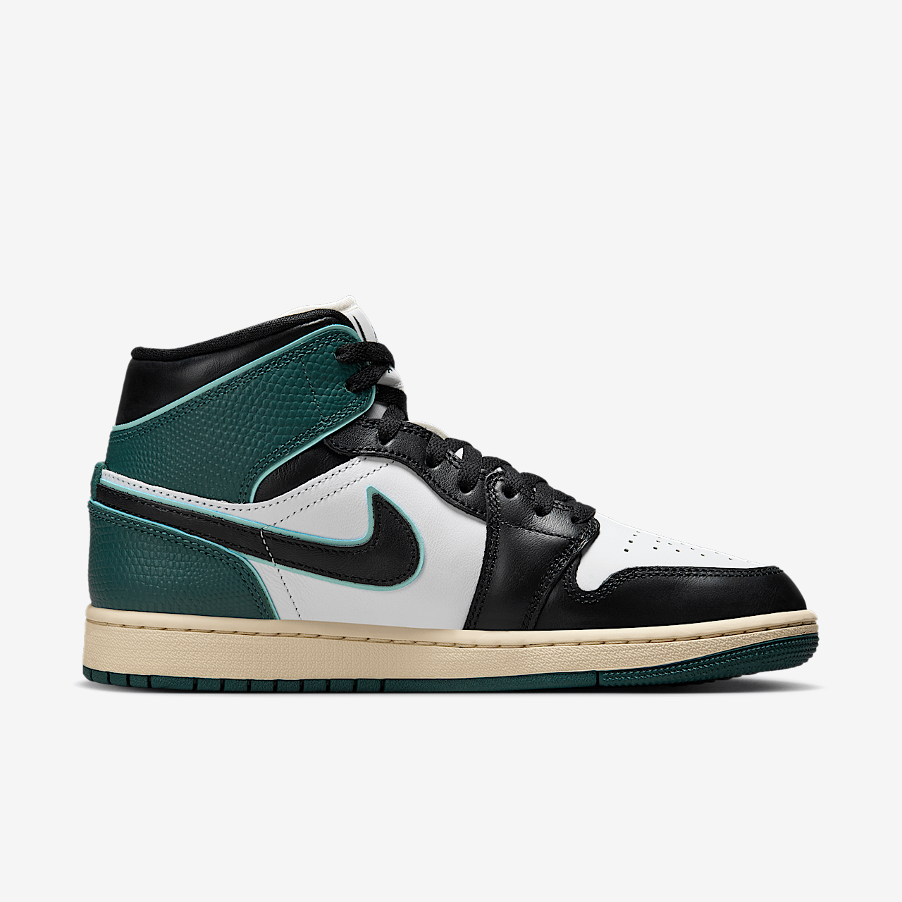NIKE_FQ7818-100_03
