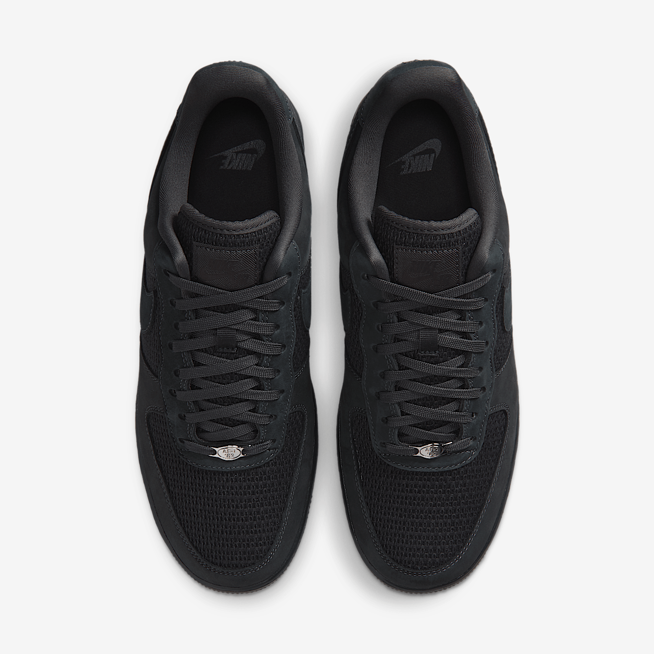 NIKE_II9807-001_04